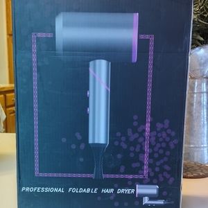 Ionic Foldable Blow Dryer